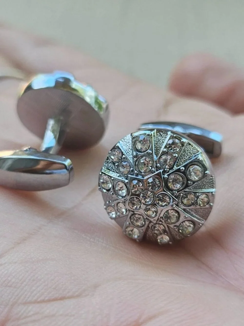 Crystals Accent Cufflinks Men Jewelry Fashion Silver Tone Stud Round Cuff Links